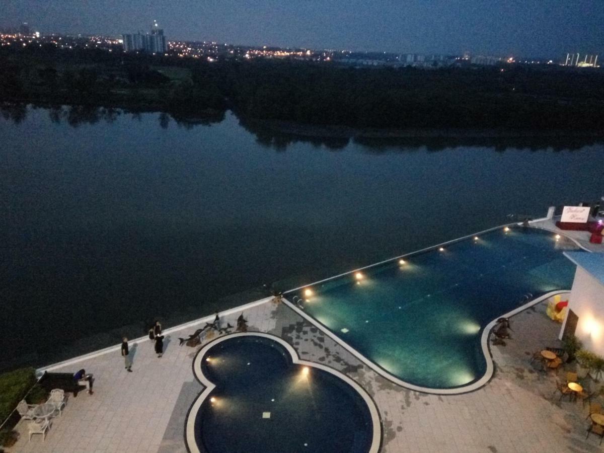 ג'והור בהרו Bayu Marina Residence 3 Mins Away Mid Valley Southkey מראה חיצוני תמונה